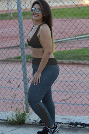 Legging fitness com recortes plus size-Cinza/Preto